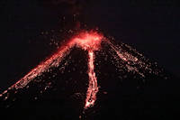 full cone<br>post-eruption<br>spread of lava and lava bombs down slope